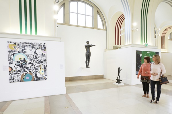 Brighton is rich with many galleries, museums, live music and cultural events, and has a deep music and art heritage art gallery in Brighton